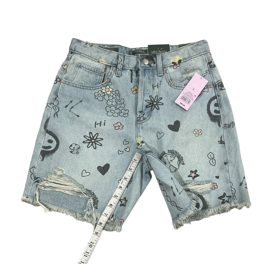 Wild Fable Womens High-Rise Wide Leg Bermuda Doodle Print Jean Shorts - Picture 4 of 10